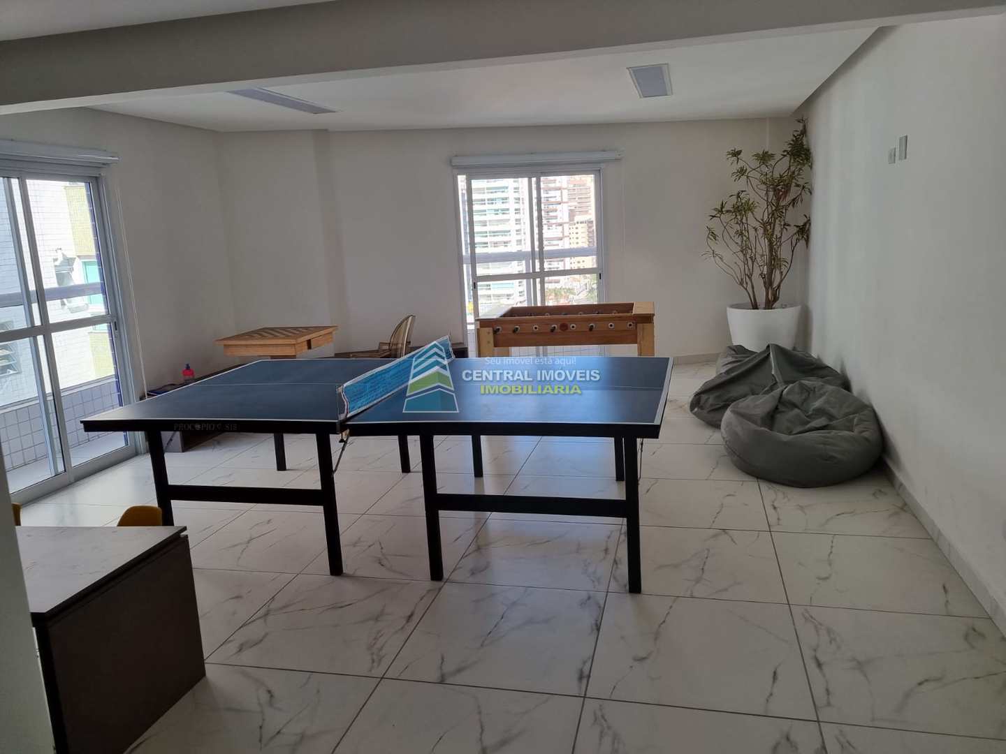 Apartamento à venda com 2 quartos, 75m² - Foto 21