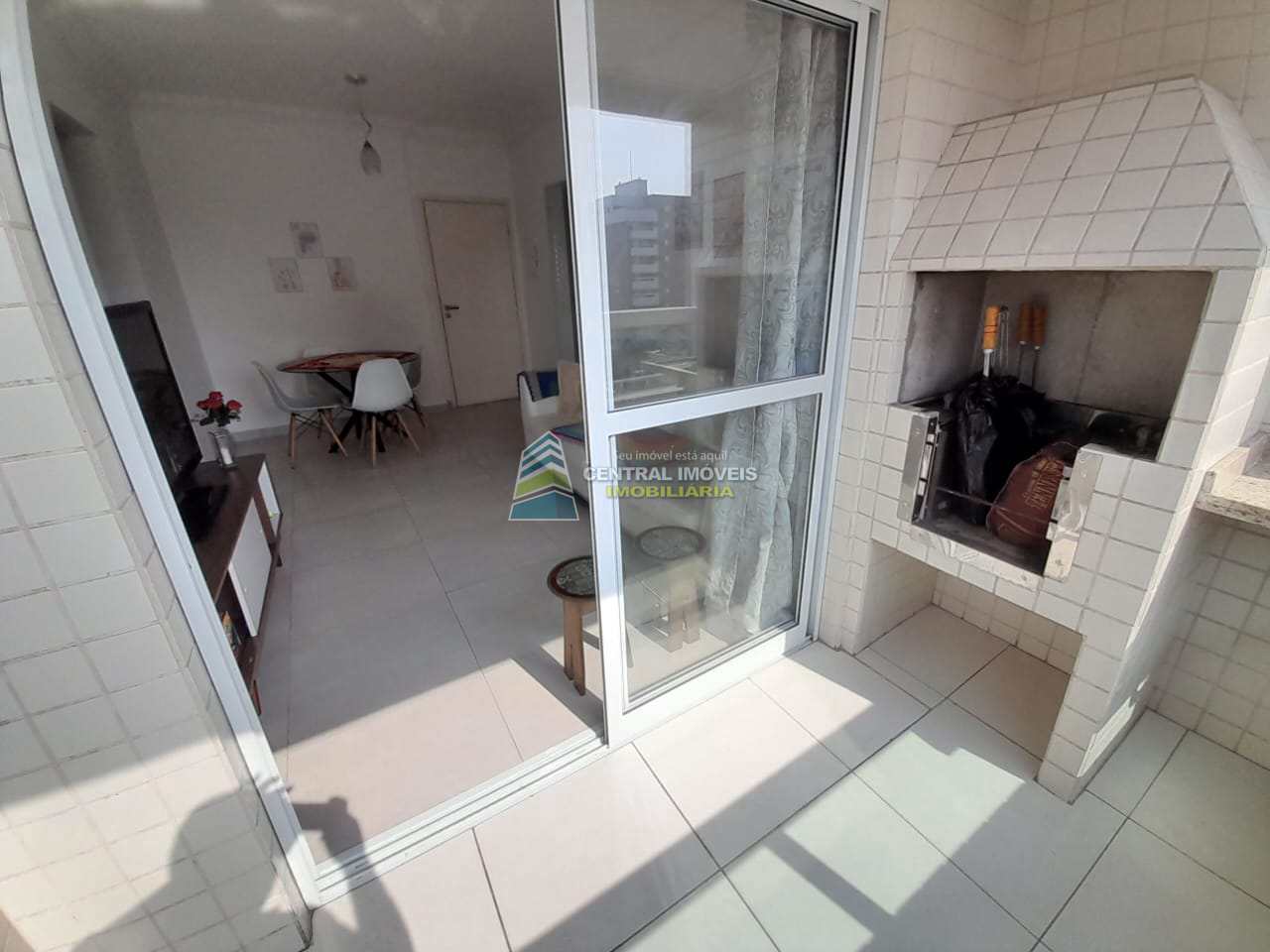 Apartamento à venda com 2 quartos, 67m² - Foto 7