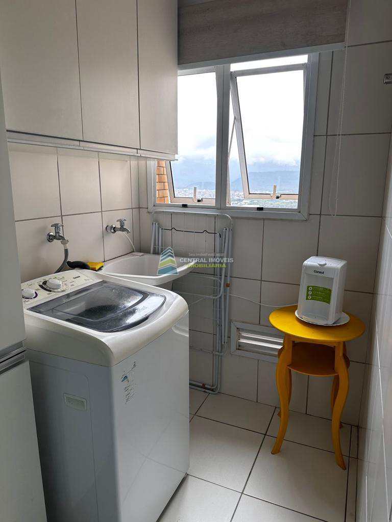 Apartamento para alugar com 3 quartos, 94m² - Foto 6