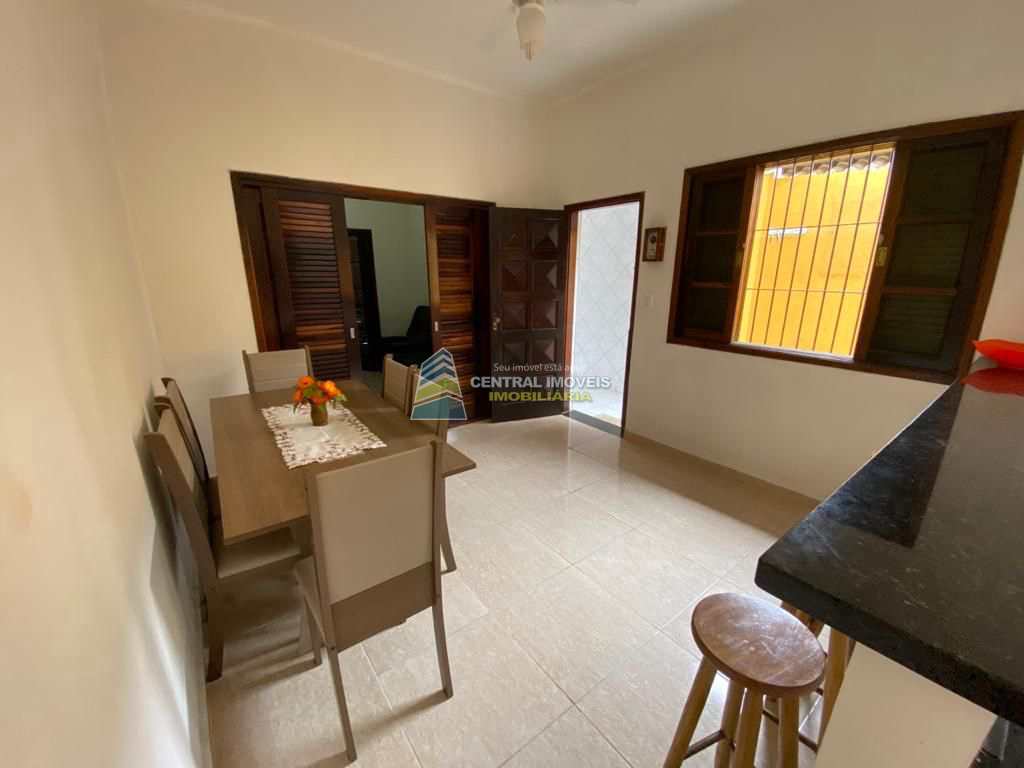 Casa à venda com 2 quartos, 150m² - Foto 3