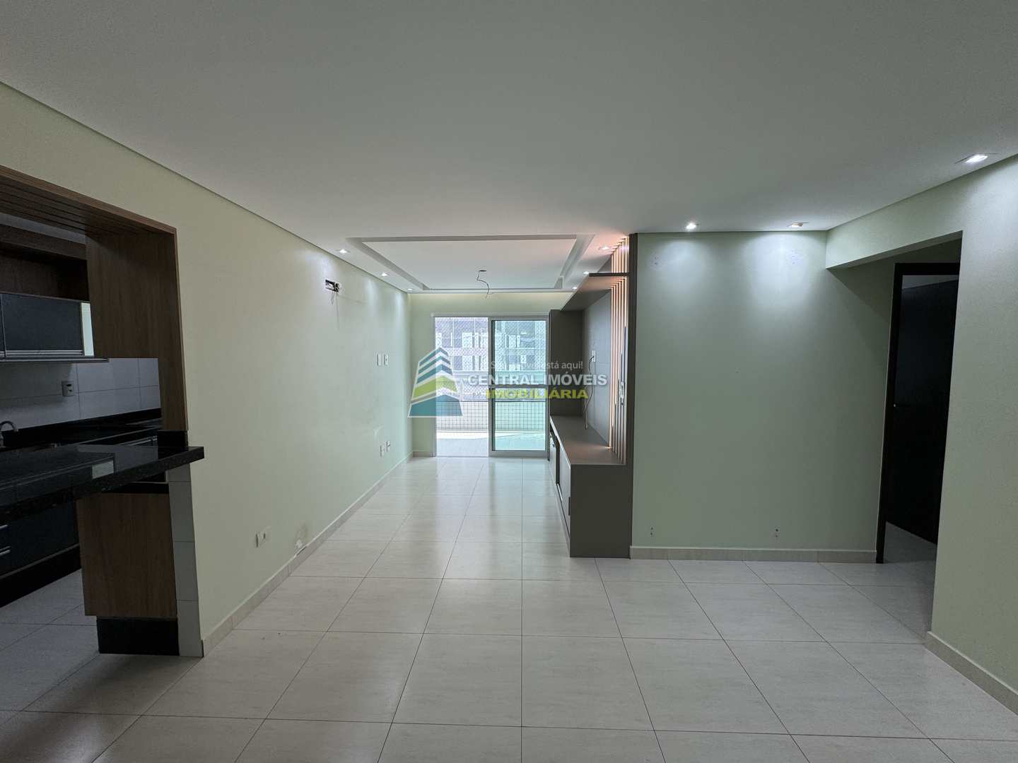 Apartamento à venda com 2 quartos, 92m² - Foto 1