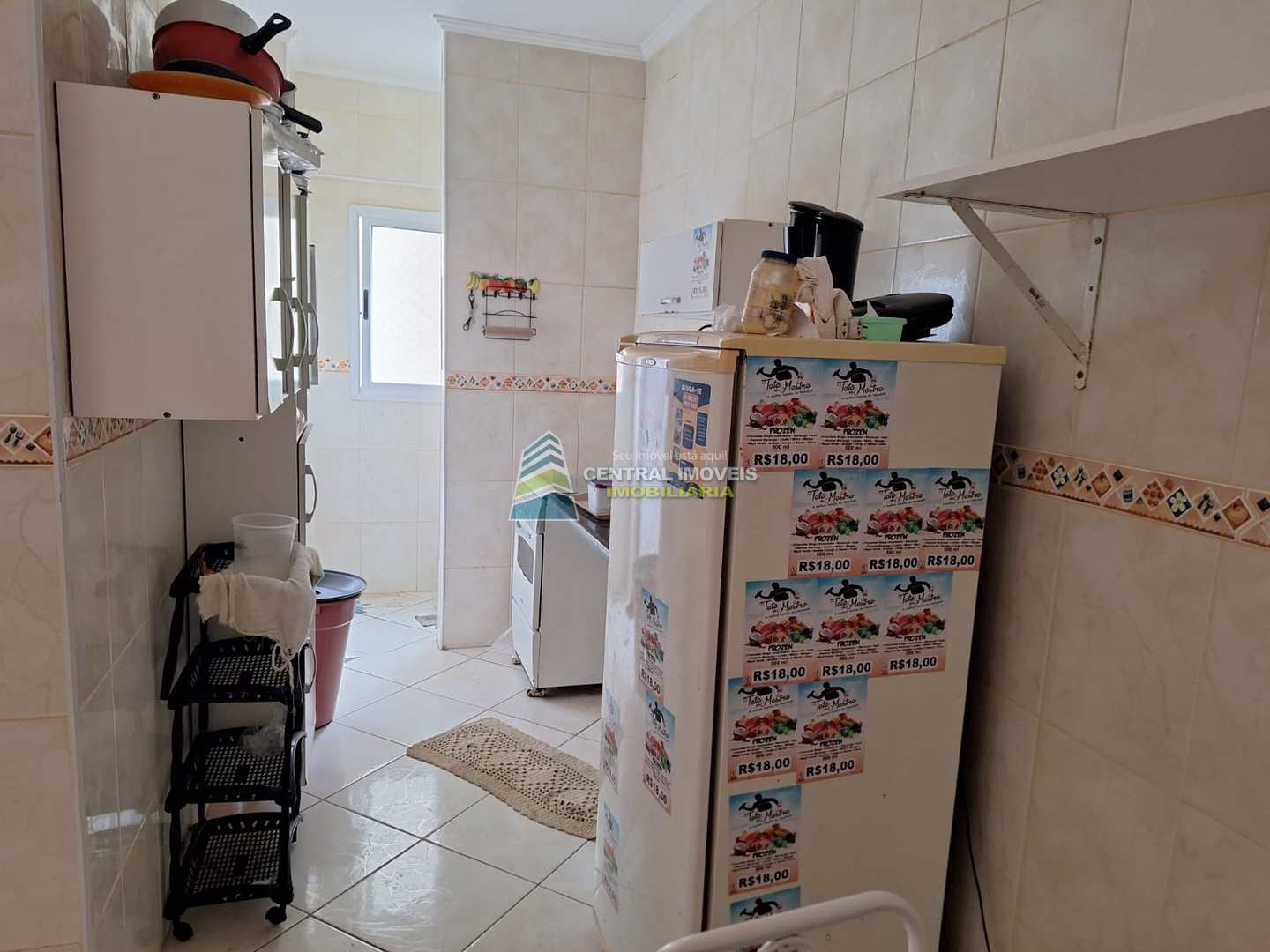 Apartamento à venda com 1 quarto, 50m² - Foto 2