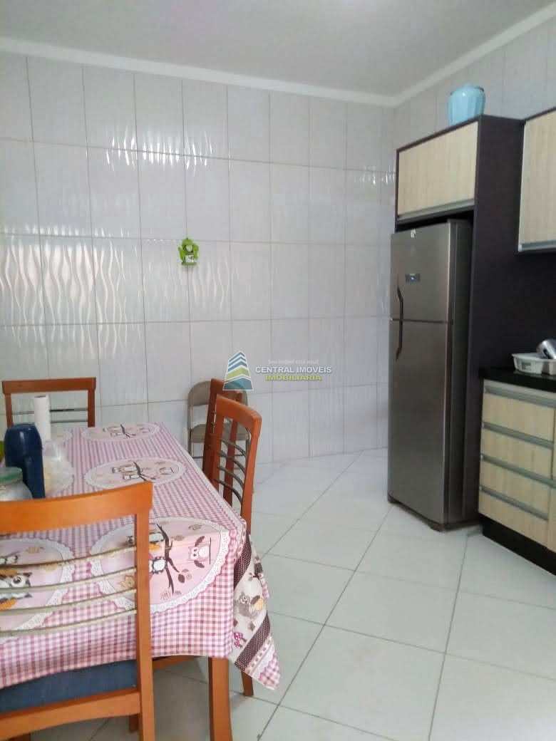 Casa à venda com 2 quartos, 90m² - Foto 7