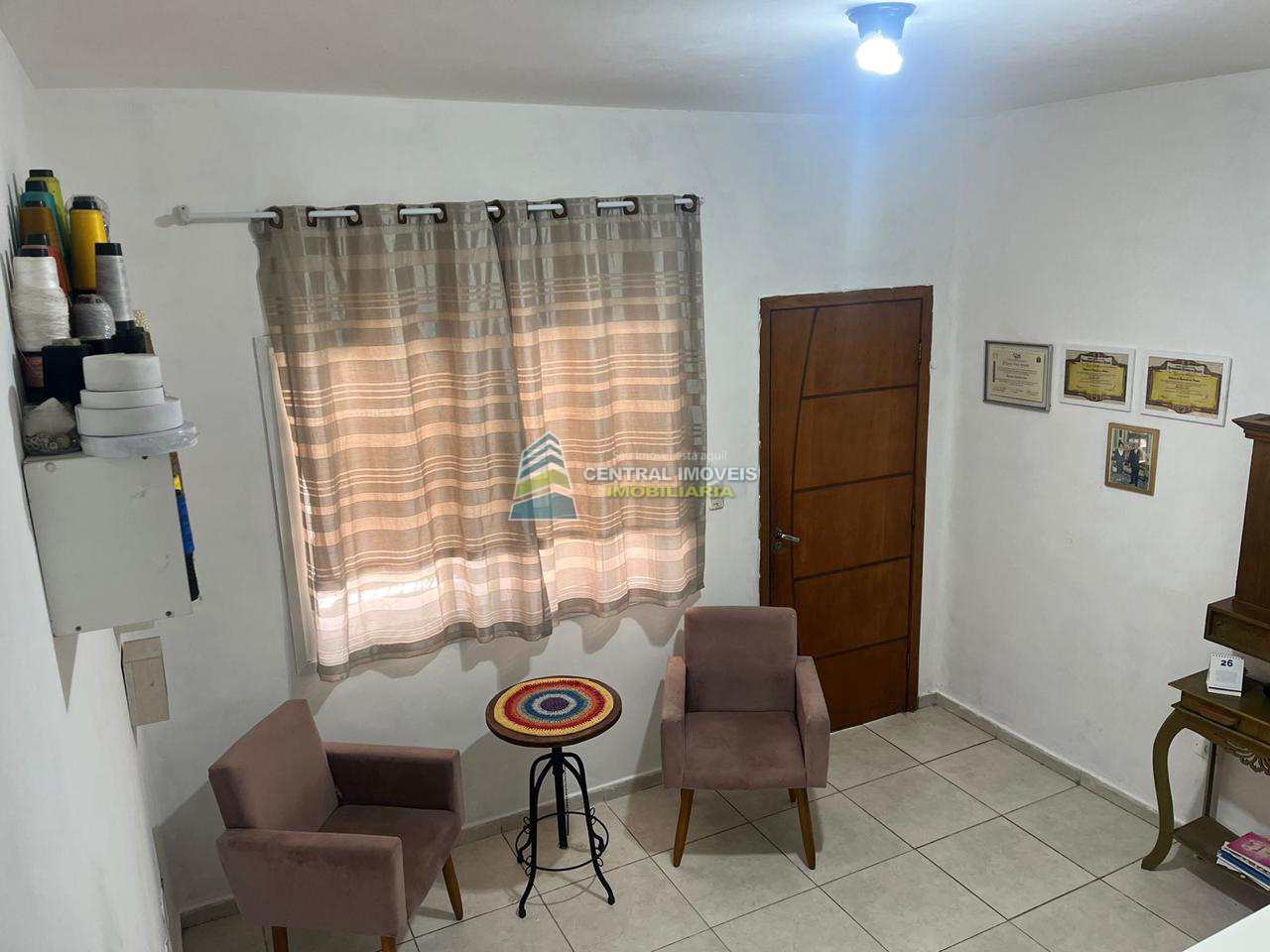 Sobrado à venda com 2 quartos, 70m² - Foto 2