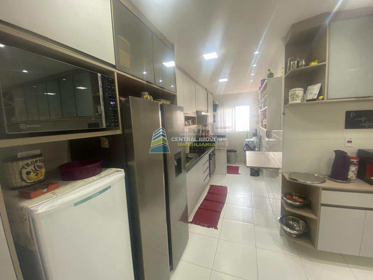 Apartamento à venda com 3 quartos, 112m² - Foto 3