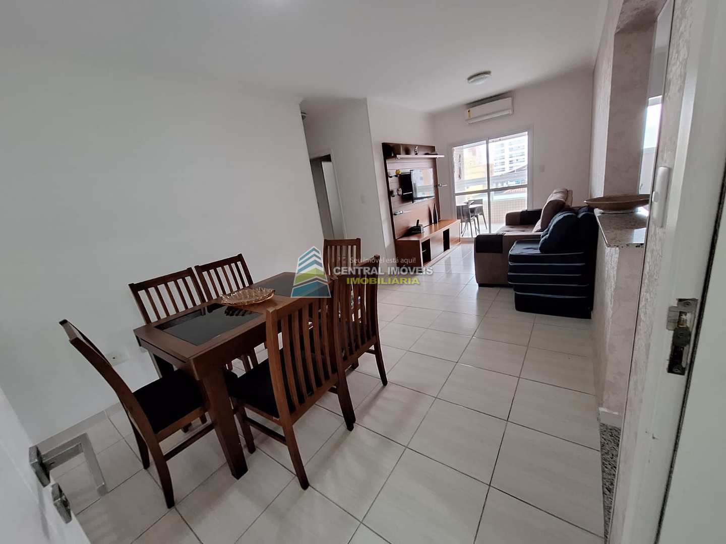 Apartamento à venda com 2 quartos, 95m² - Foto 2