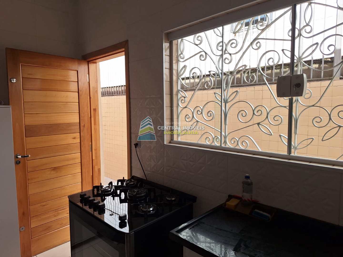 Casa à venda com 3 quartos, 125m² - Foto 3