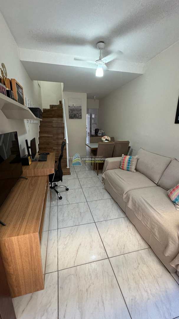 Sobrado à venda com 2 quartos, 62m² - Foto 2