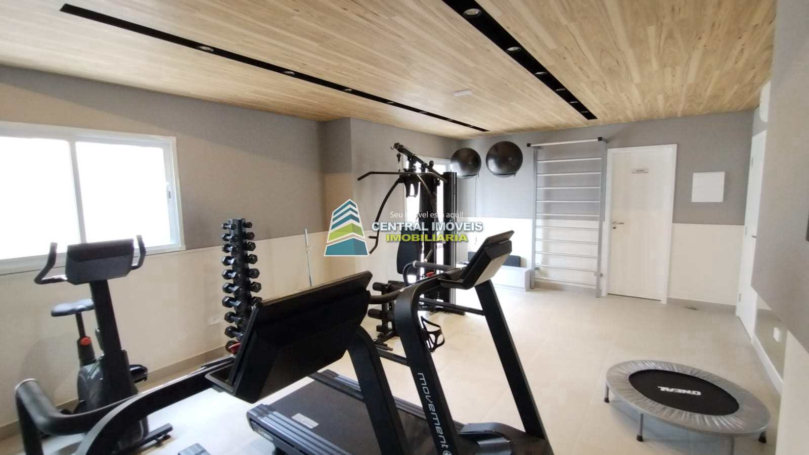 Apartamento à venda com 1 quarto, 43m² - Foto 31