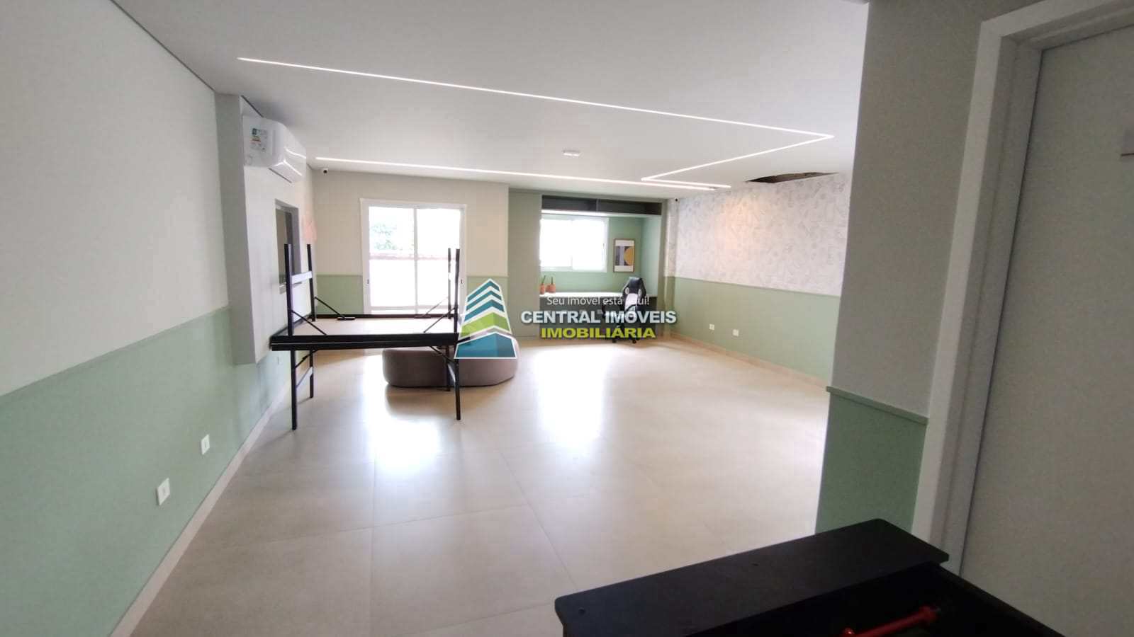 Apartamento à venda com 1 quarto, 43m² - Foto 25