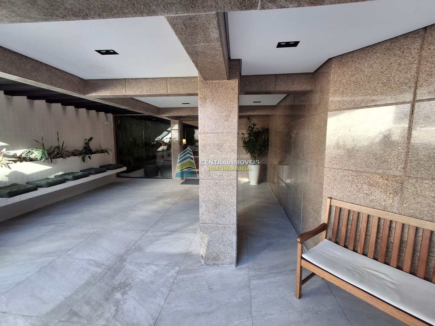 Apartamento para alugar com 1 quarto, 58m² - Foto 22