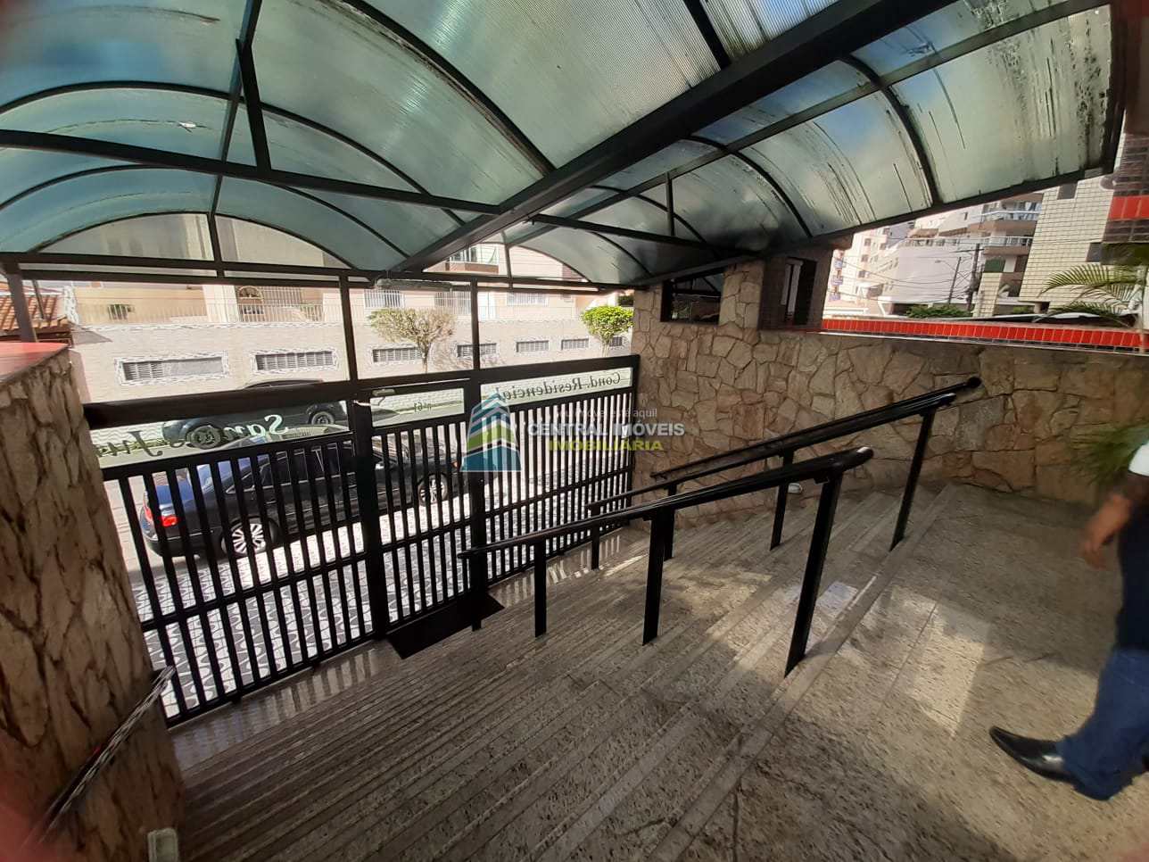 Apartamento para alugar com 1 quarto, 85m² - Foto 2