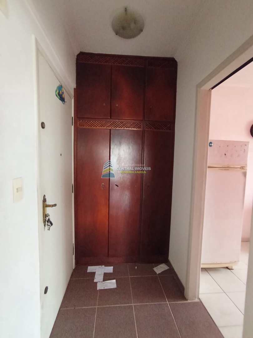 Apartamento para alugar com 1 quarto, 47m² - Foto 11
