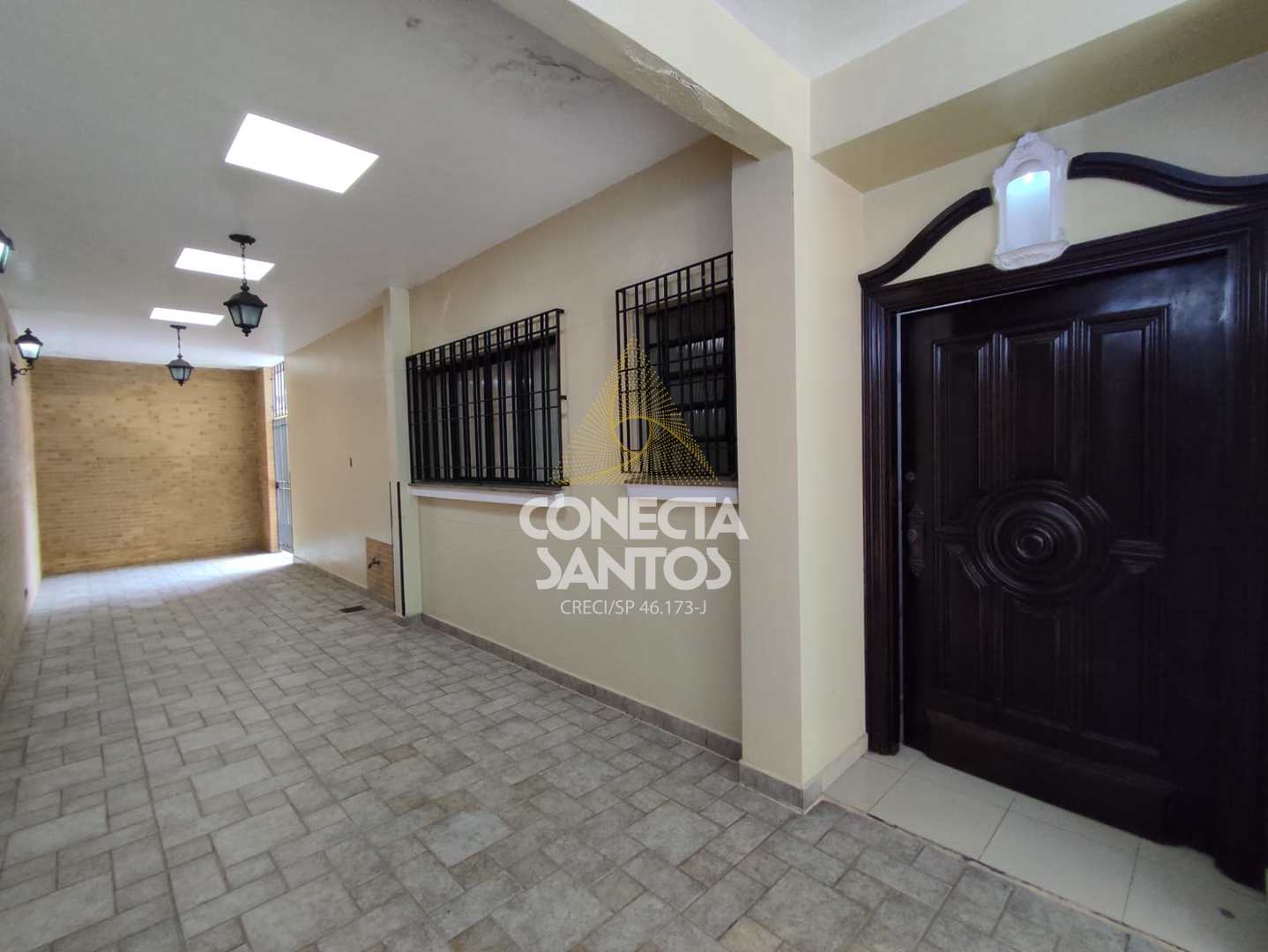 Casa para alugar com 2 quartos, 480m² - Foto 13