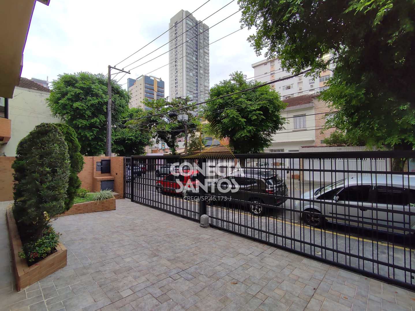 Casa para alugar com 2 quartos, 480m² - Foto 11