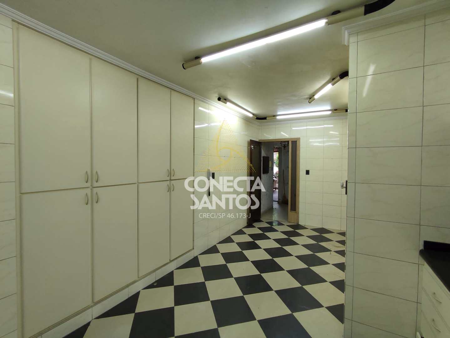 Casa para alugar com 2 quartos, 480m² - Foto 24