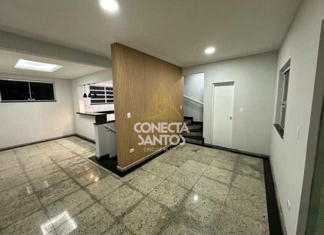 Casa à venda com 3 quartos, 145m² - Foto 1