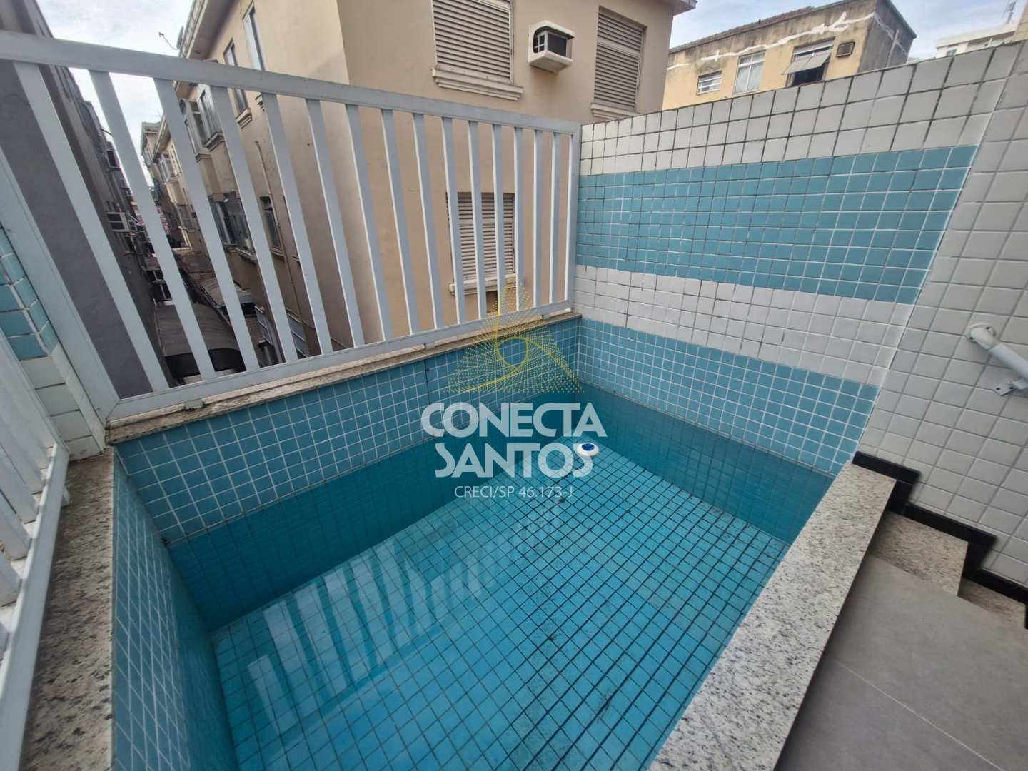 Casa à venda com 3 quartos, 150m² - Foto 1