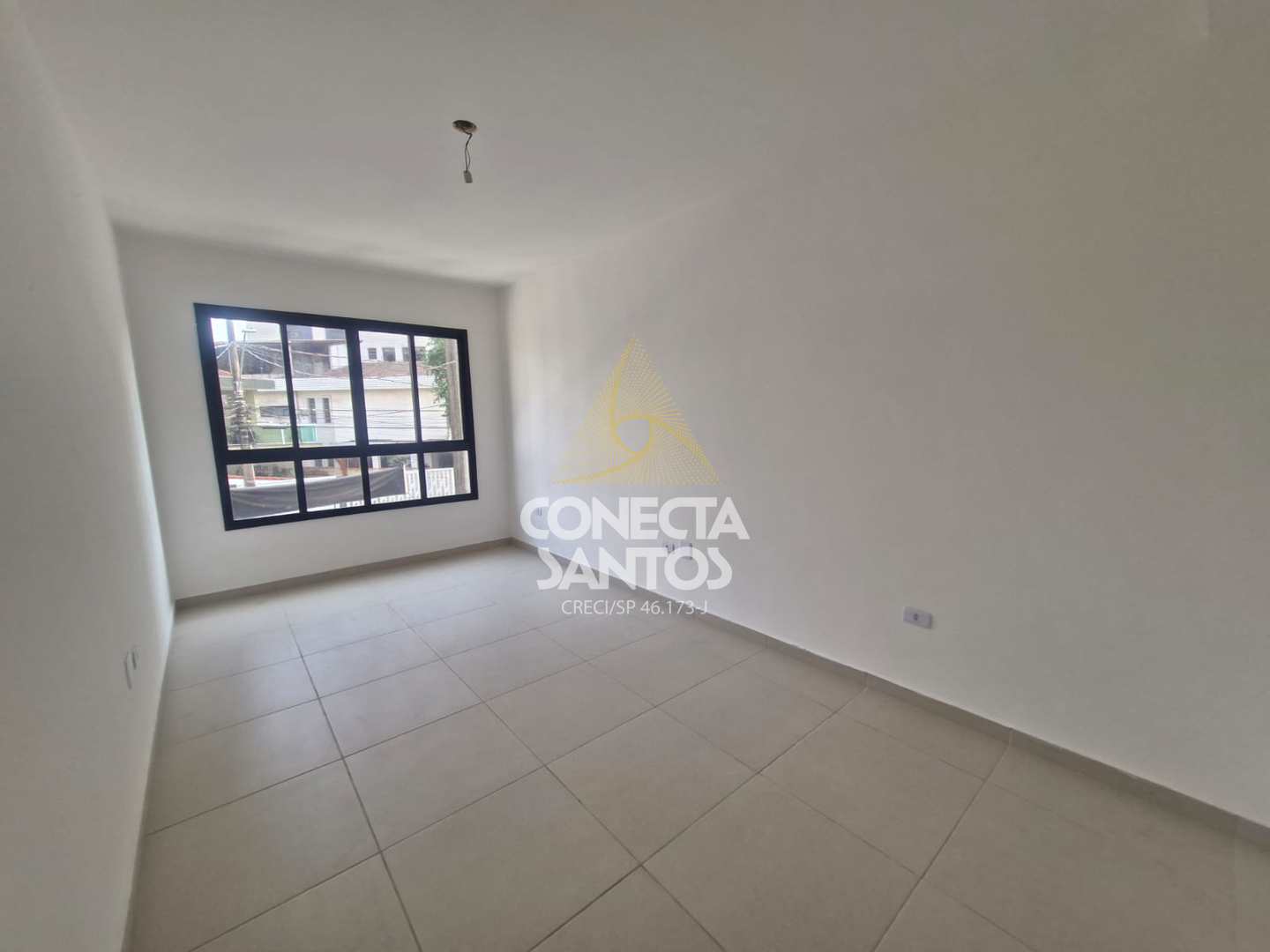 Casa à venda com 3 quartos, 150m² - Foto 1