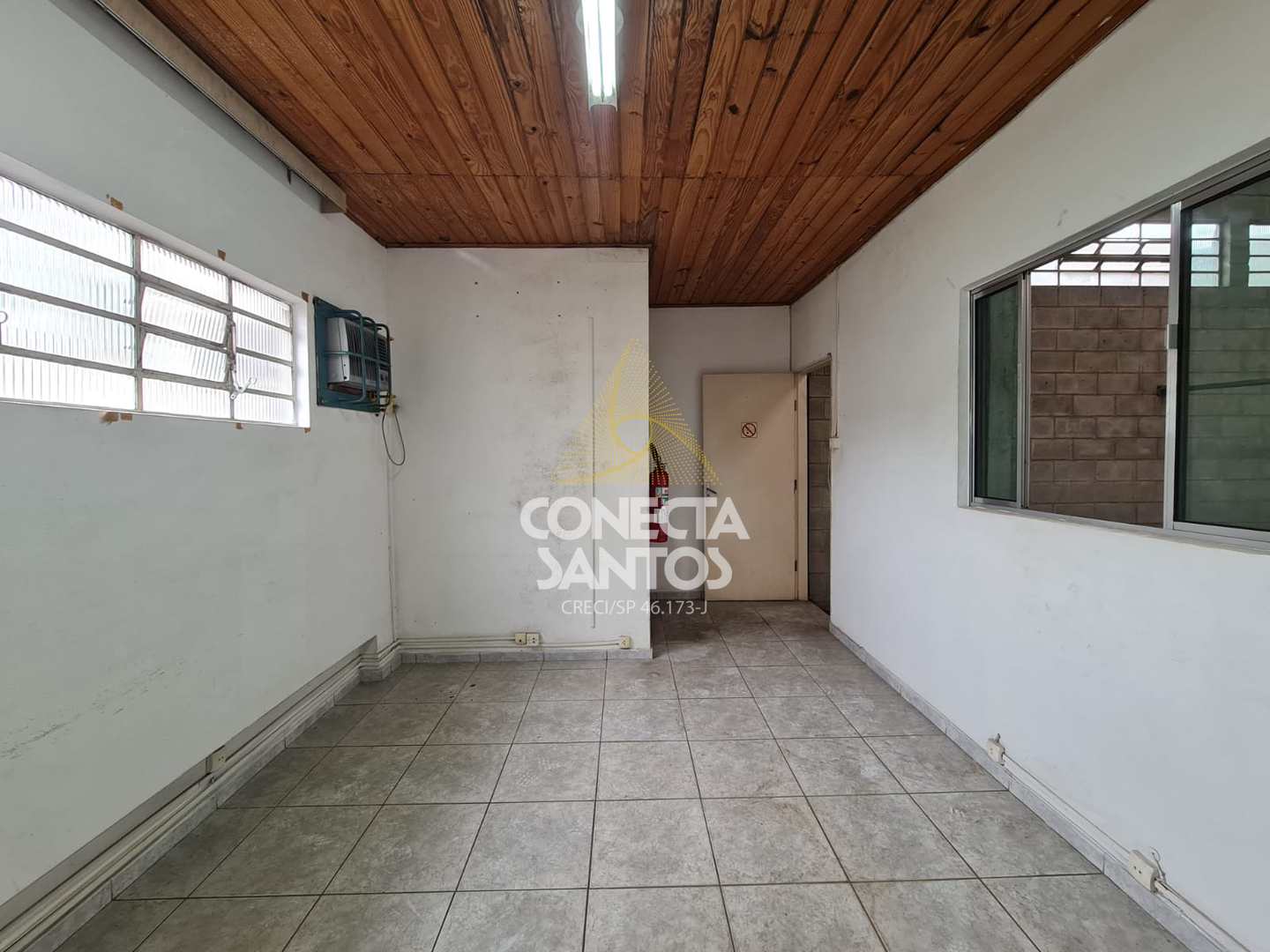 Depósito-Galpão-Armazém à venda e aluguel, 240m² - Foto 29