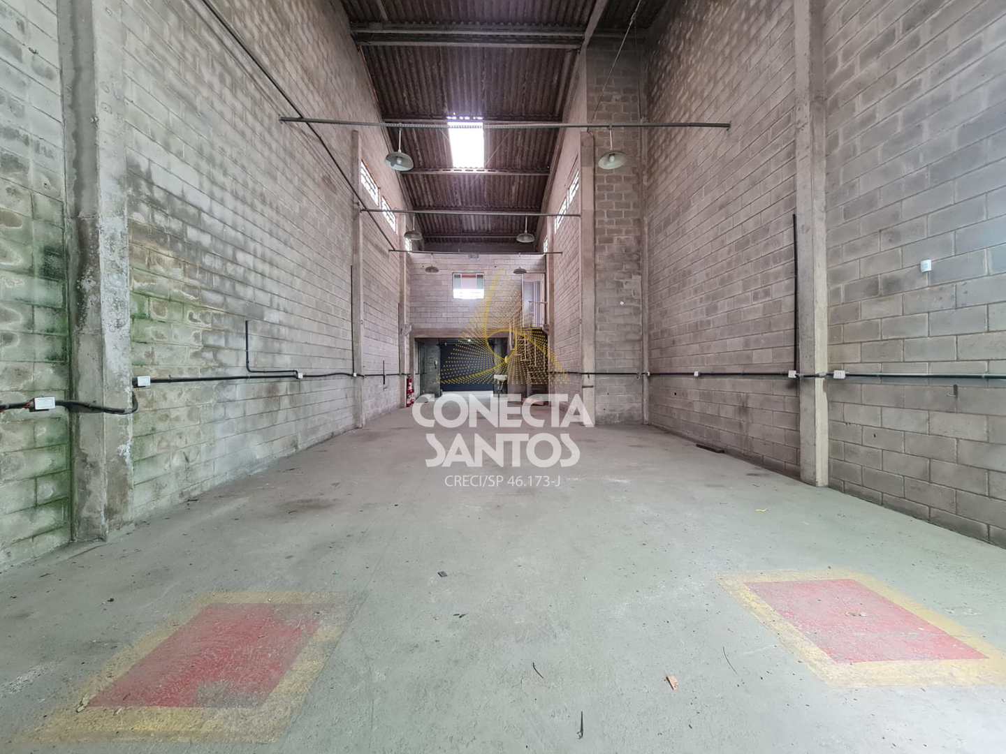 Depósito-Galpão-Armazém à venda e aluguel, 240m² - Foto 4