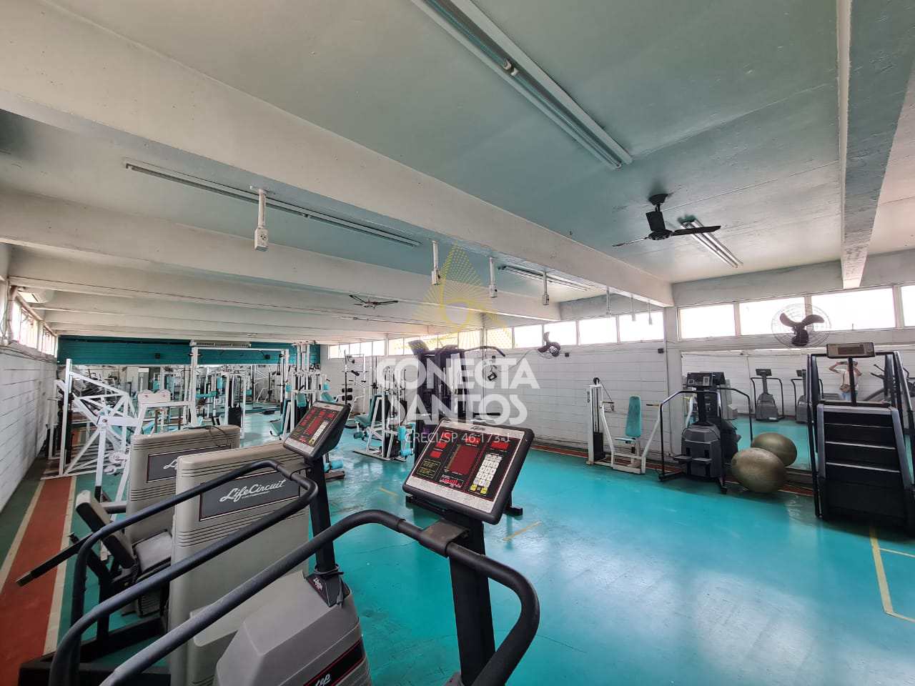 Prédio Inteiro para alugar com 1 quarto, 1300m² - Foto 44