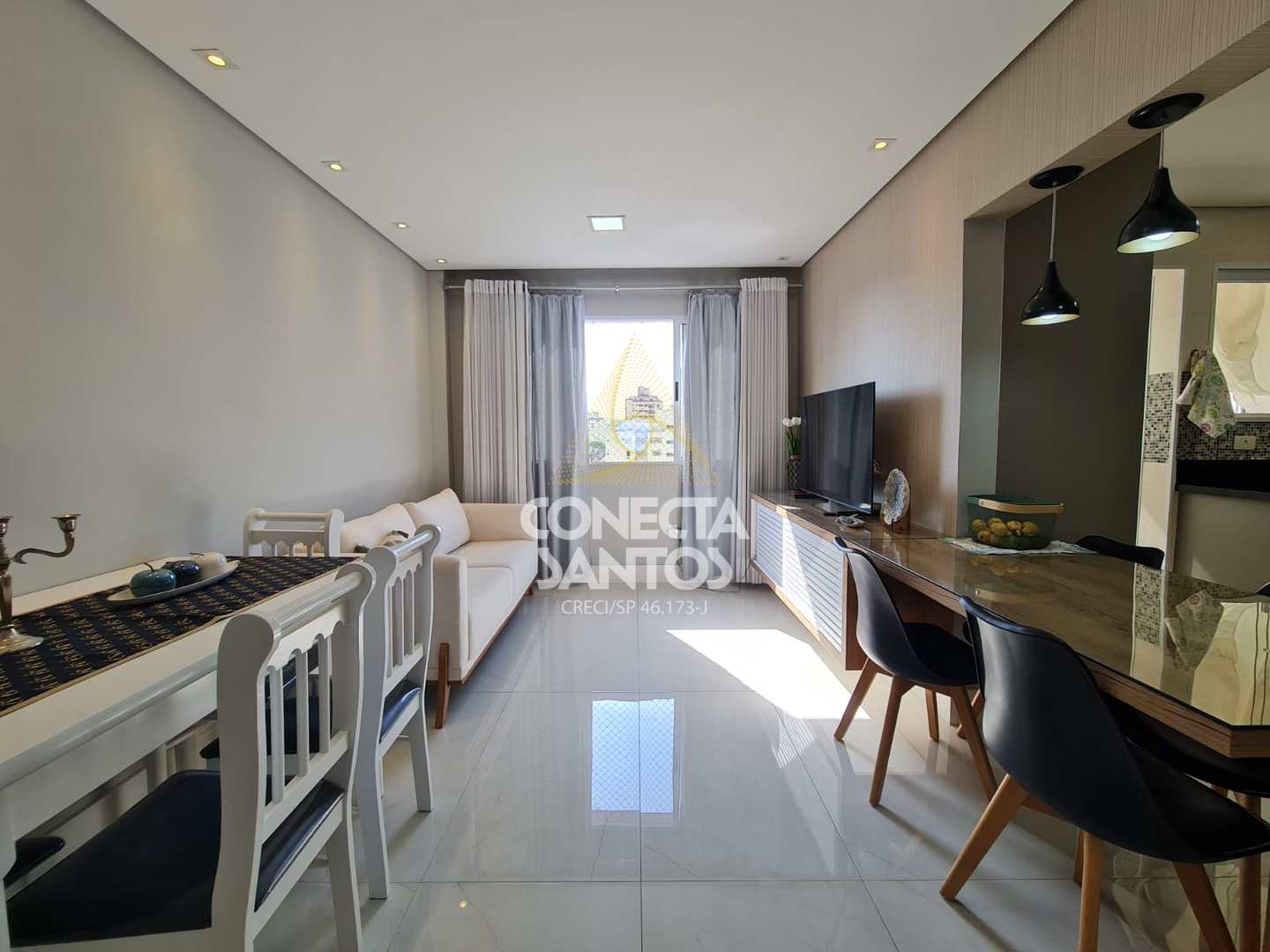 Apartamento à venda com 2 quartos, 70m² - Foto 4