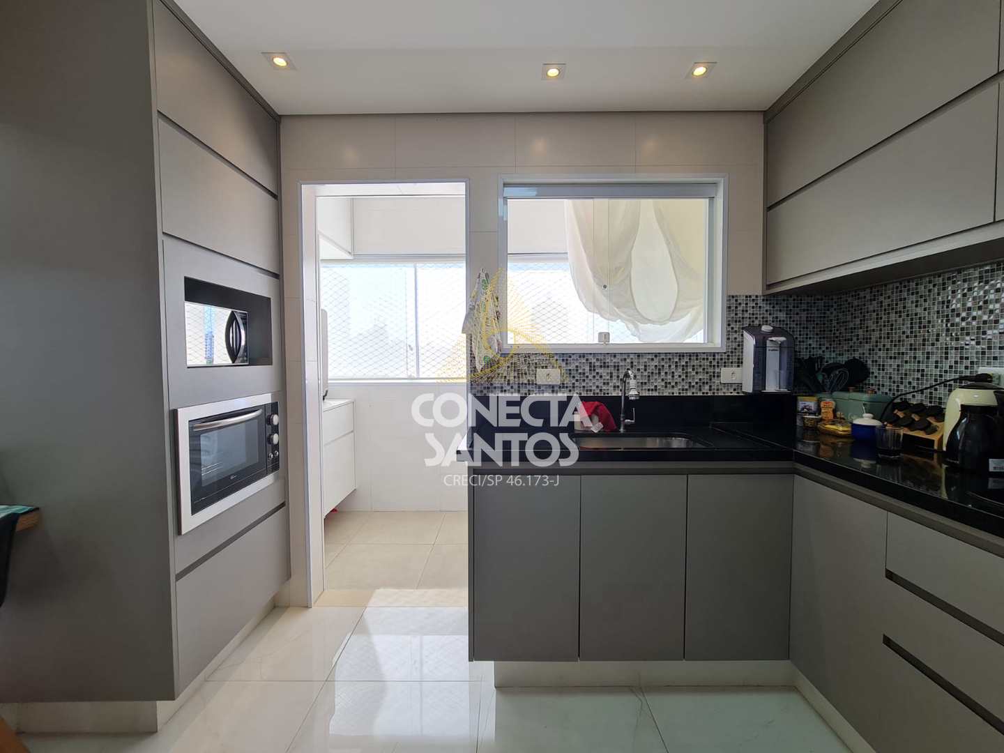 Apartamento à venda com 2 quartos, 70m² - Foto 15
