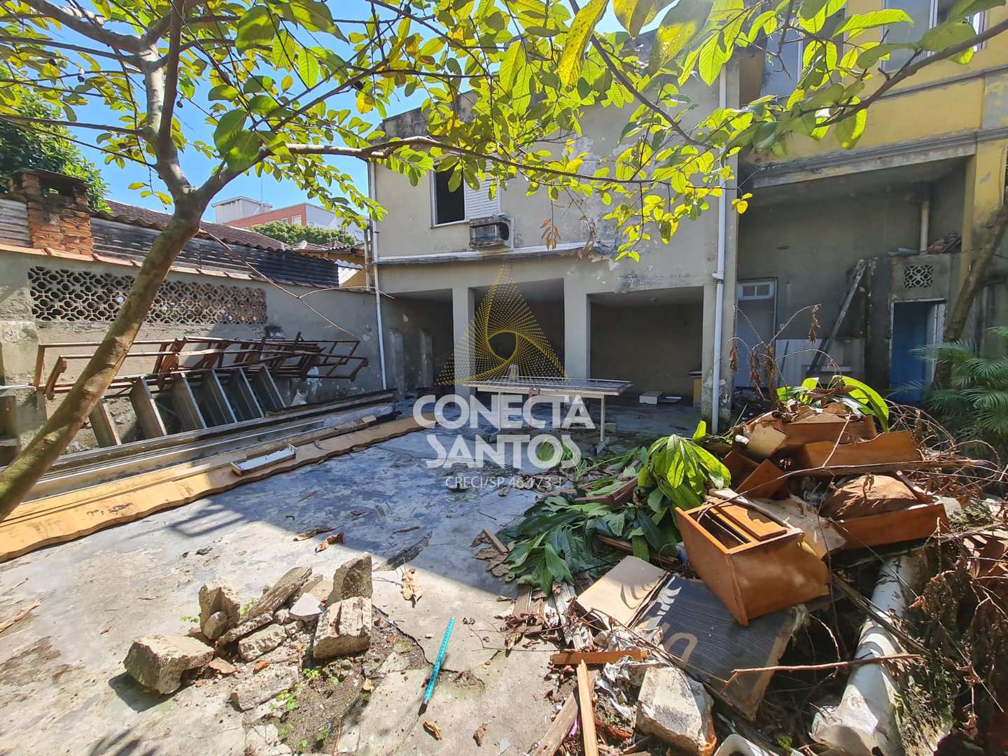 Casa à venda e aluguel com 4 quartos, 366m² - Foto 13