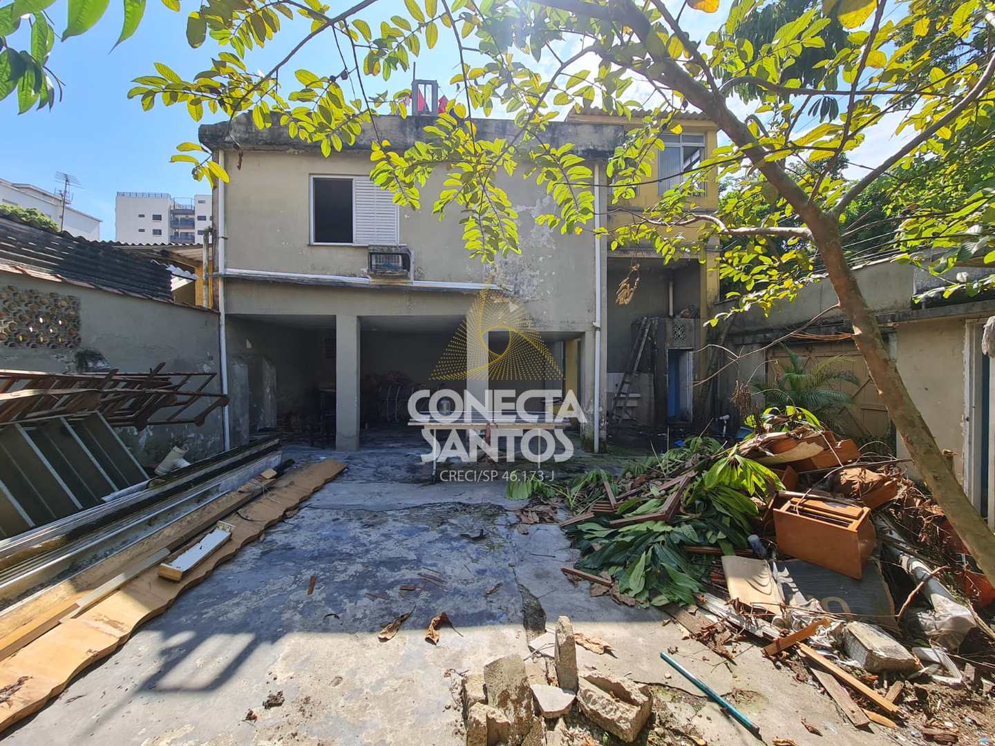 Casa à venda e aluguel com 4 quartos, 366m² - Foto 9