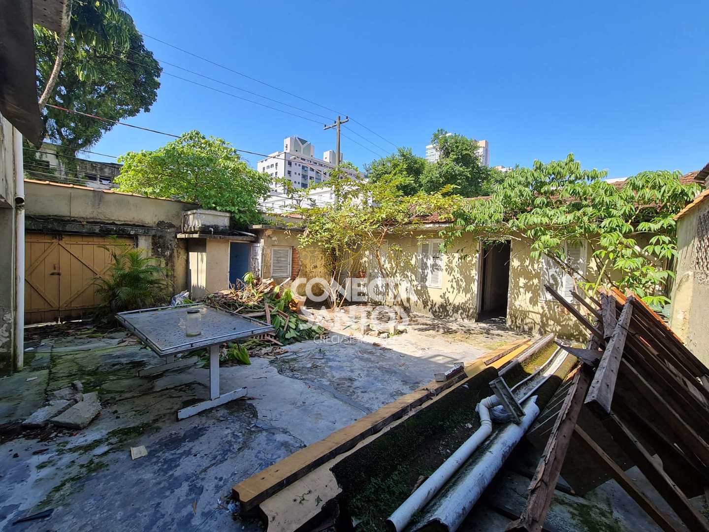 Casa à venda e aluguel com 4 quartos, 366m² - Foto 3