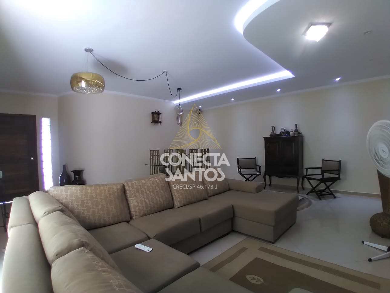 Casa à venda com 3 quartos, 236m² - Foto 3