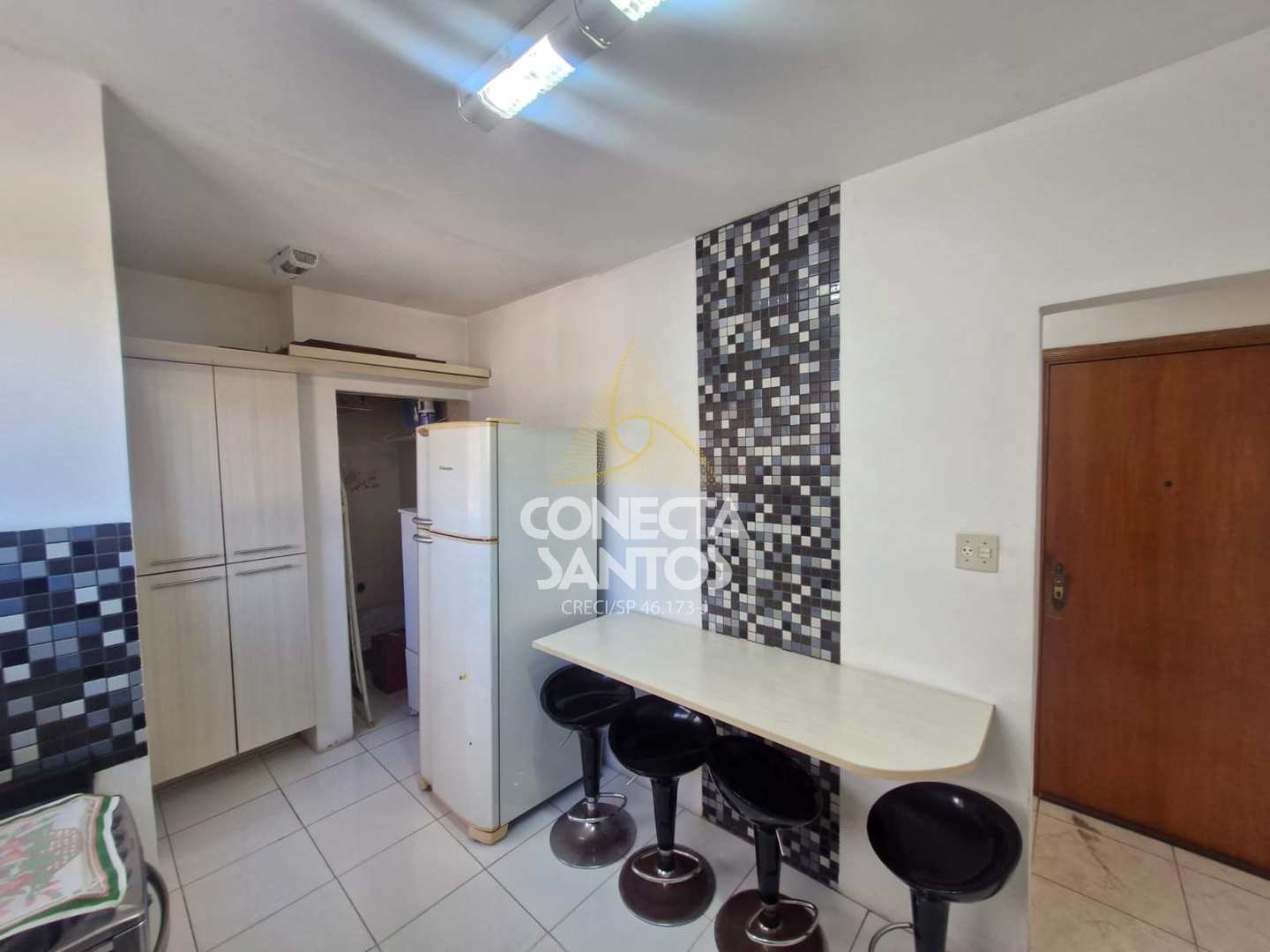 Apartamento à venda com 2 quartos, 68m² - Foto 25