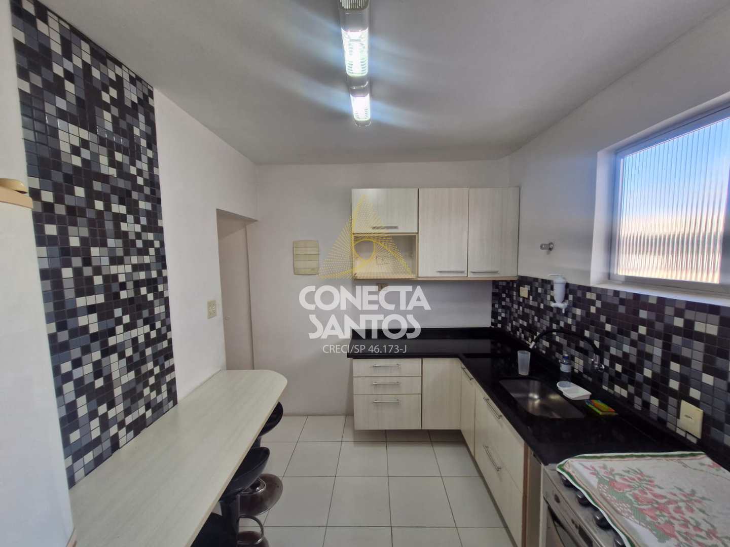 Apartamento à venda com 2 quartos, 68m² - Foto 27