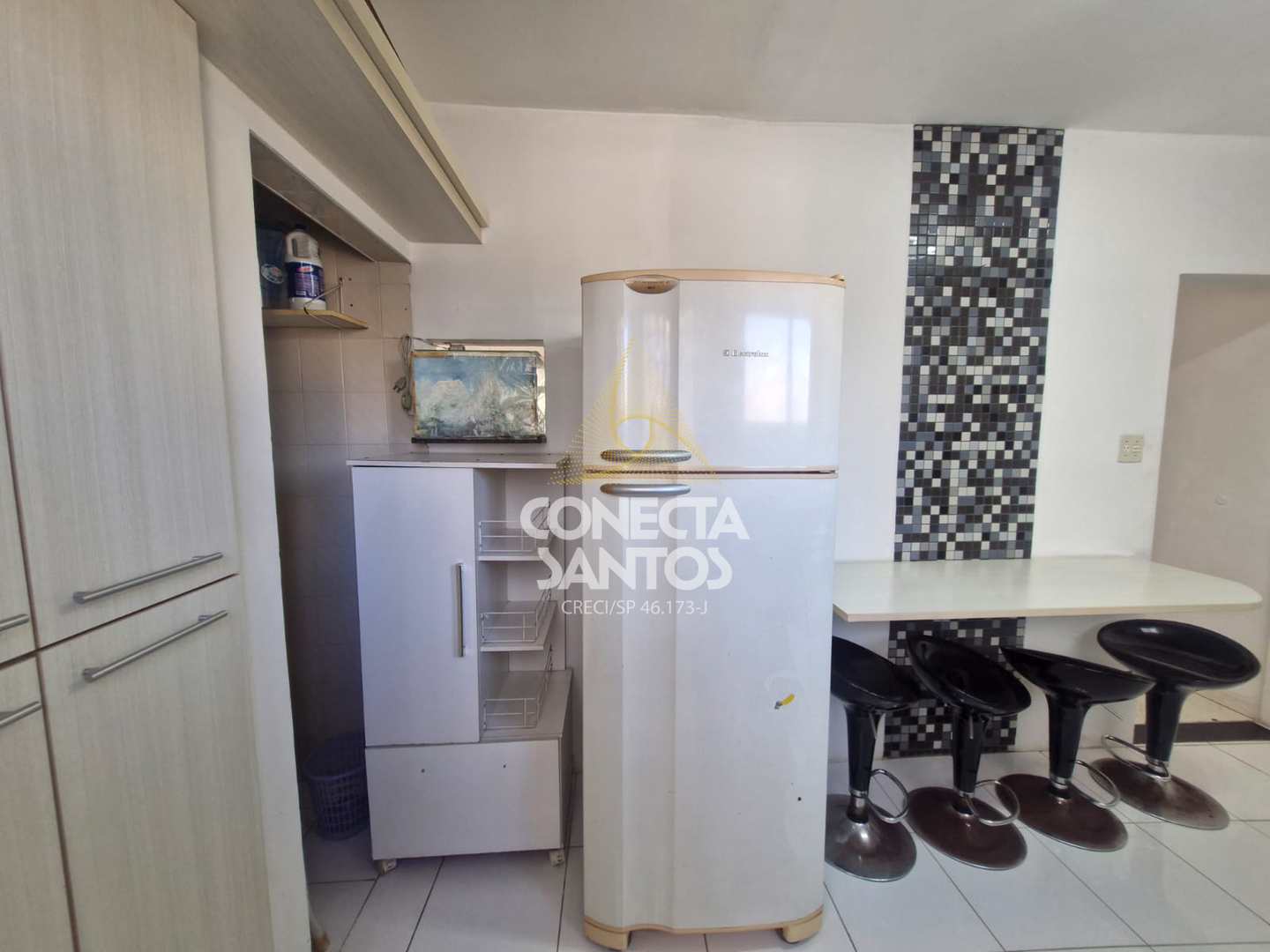 Apartamento à venda com 2 quartos, 68m² - Foto 29