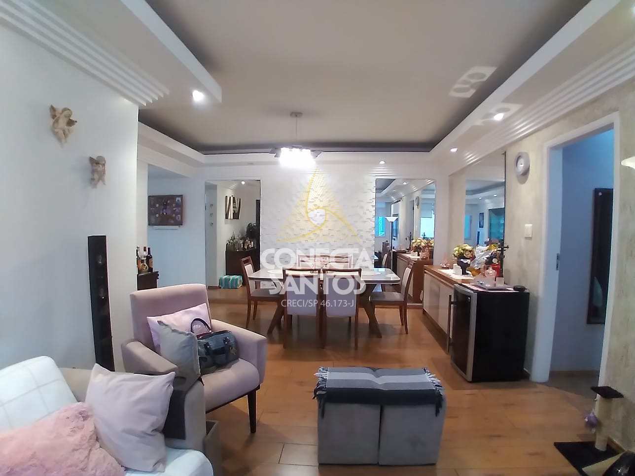 Apartamento à venda com 2 quartos, 107m² - Foto 1