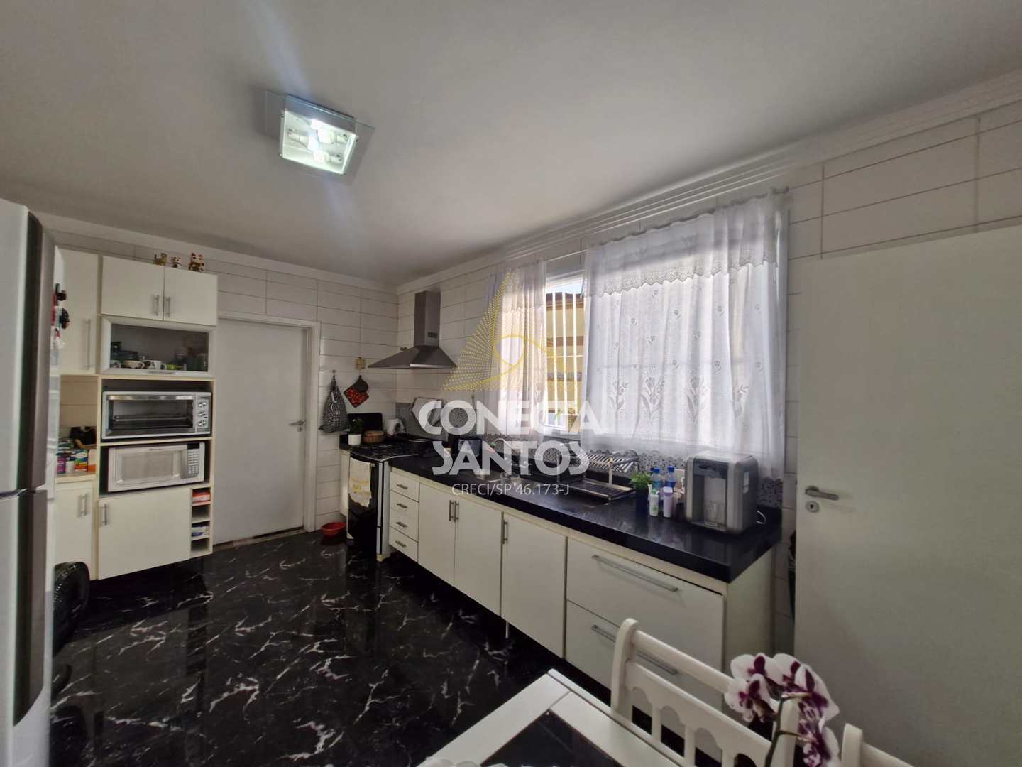 Casa à venda e aluguel com 3 quartos, 250m² - Foto 68