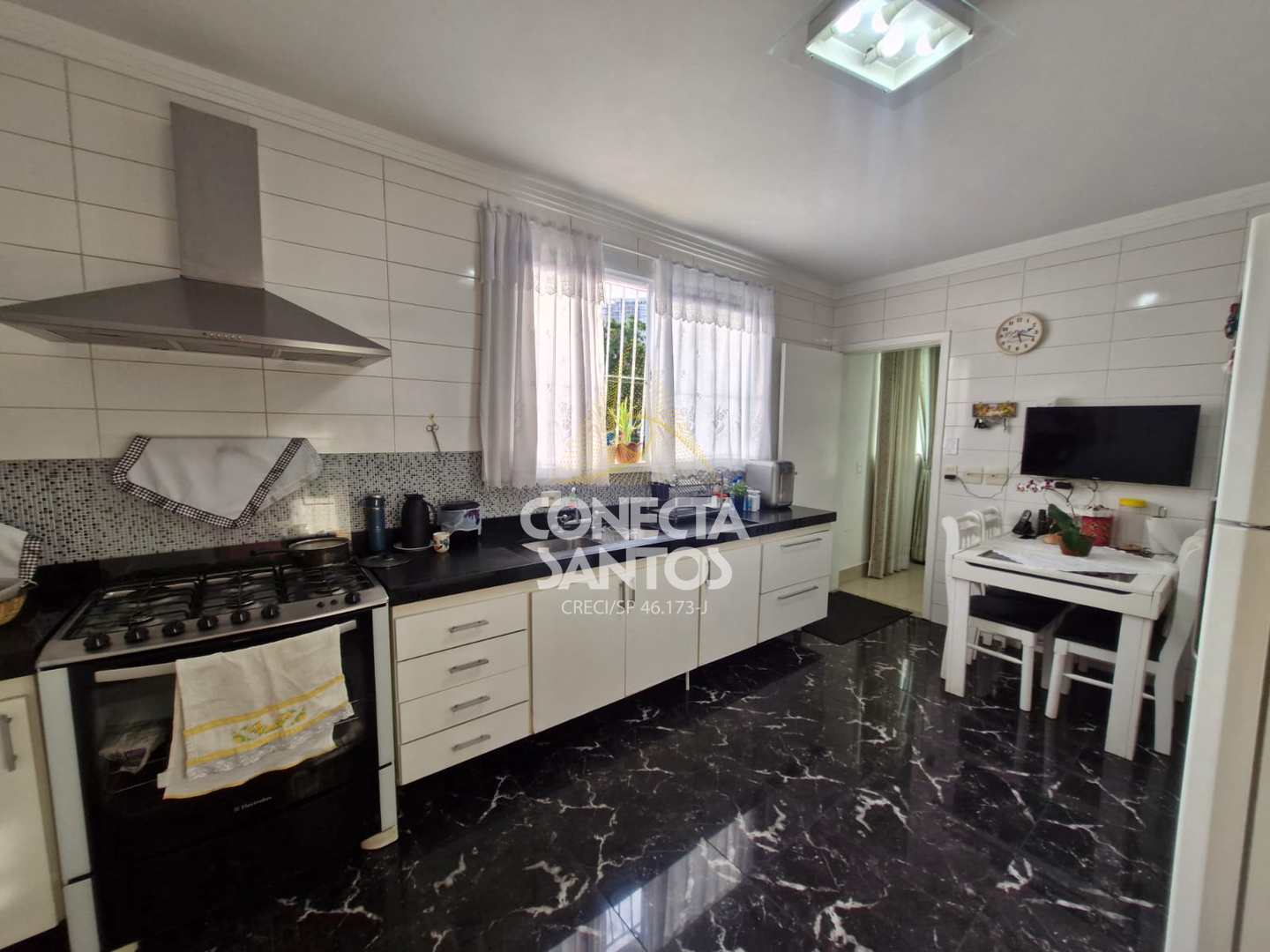 Casa à venda e aluguel com 3 quartos, 250m² - Foto 66