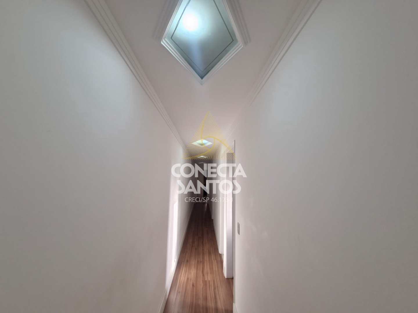 Casa à venda e aluguel com 3 quartos, 250m² - Foto 43