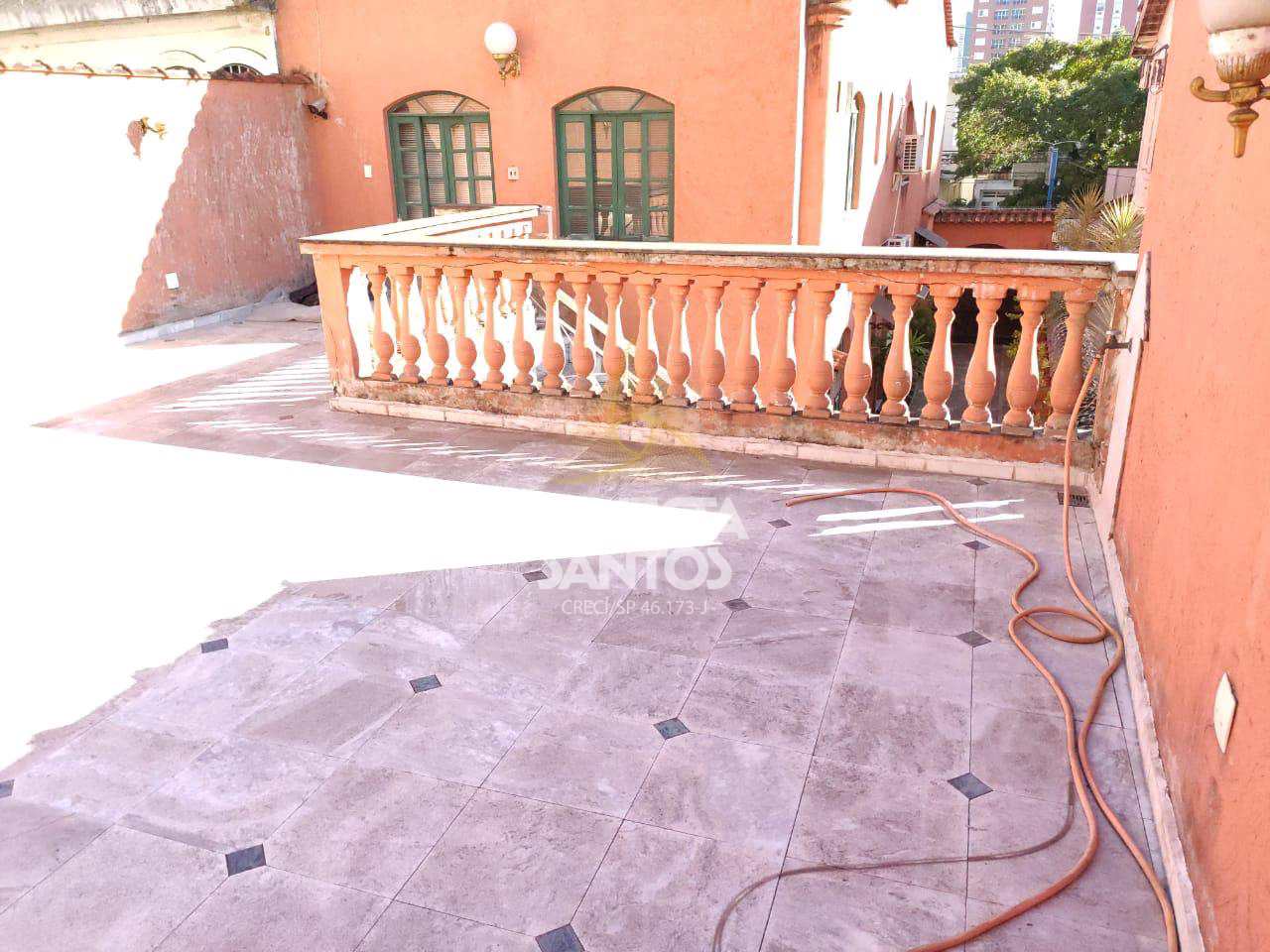 Sobrado à venda e aluguel com 7 quartos, 300m² - Foto 13