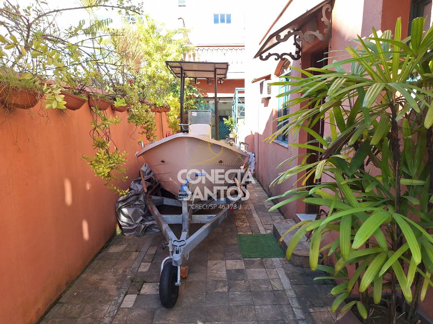 Sobrado à venda e aluguel com 7 quartos, 300m² - Foto 6