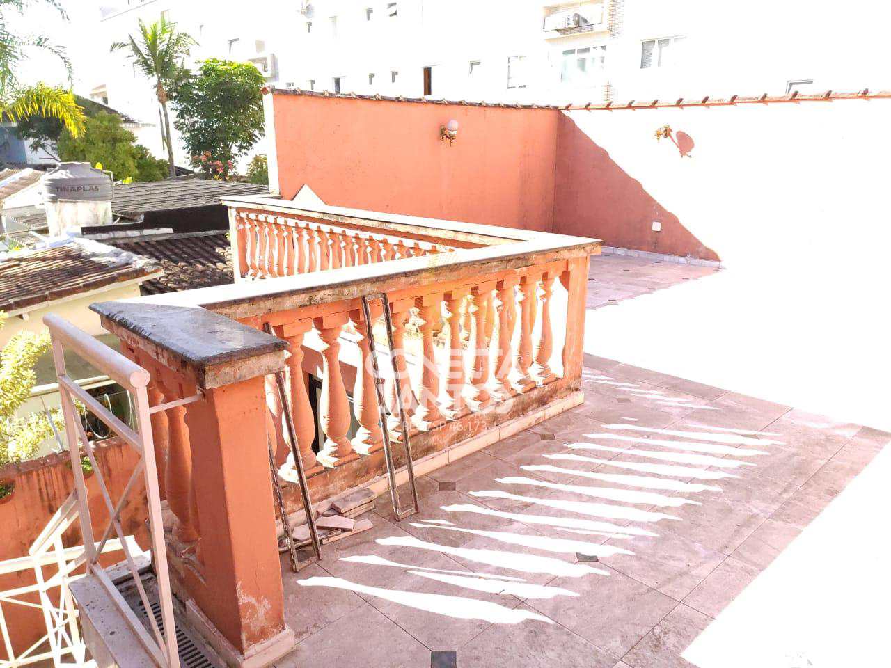 Sobrado à venda e aluguel com 7 quartos, 300m² - Foto 14