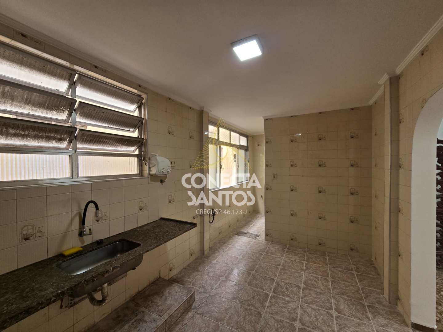 Apartamento à venda com 3 quartos, 81m² - Foto 1