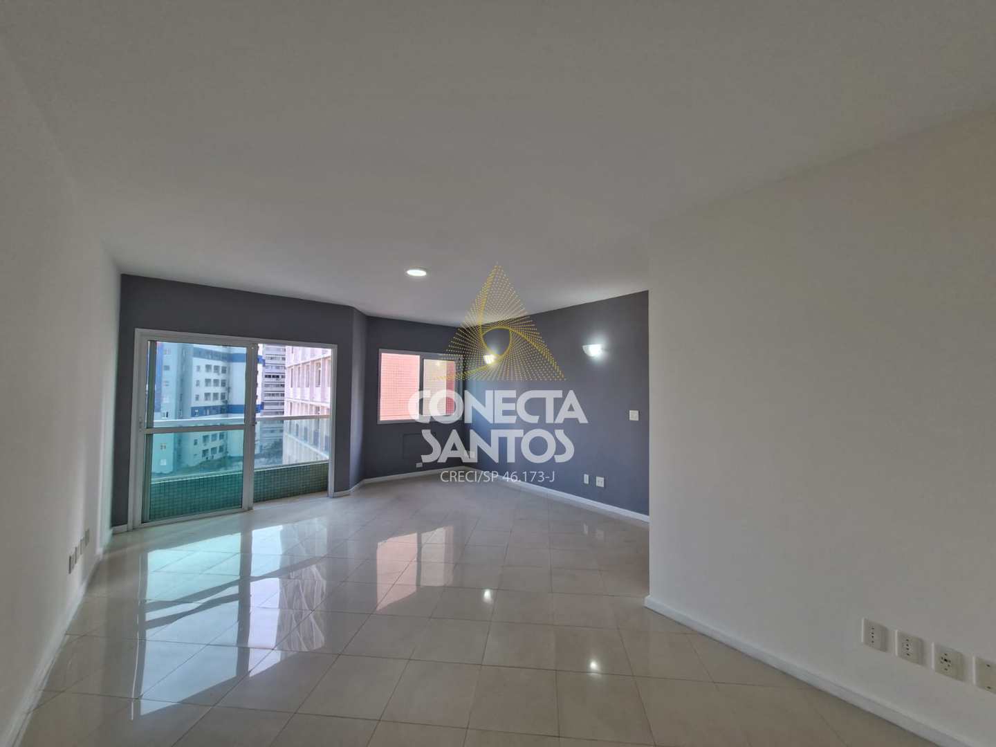 Apartamento para alugar com 3 quartos, 116m² - Foto 2
