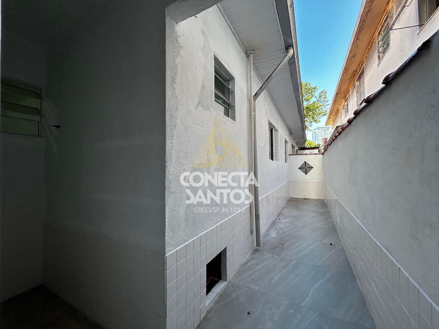 Casa para alugar com 2 quartos, 90m² - Foto 12