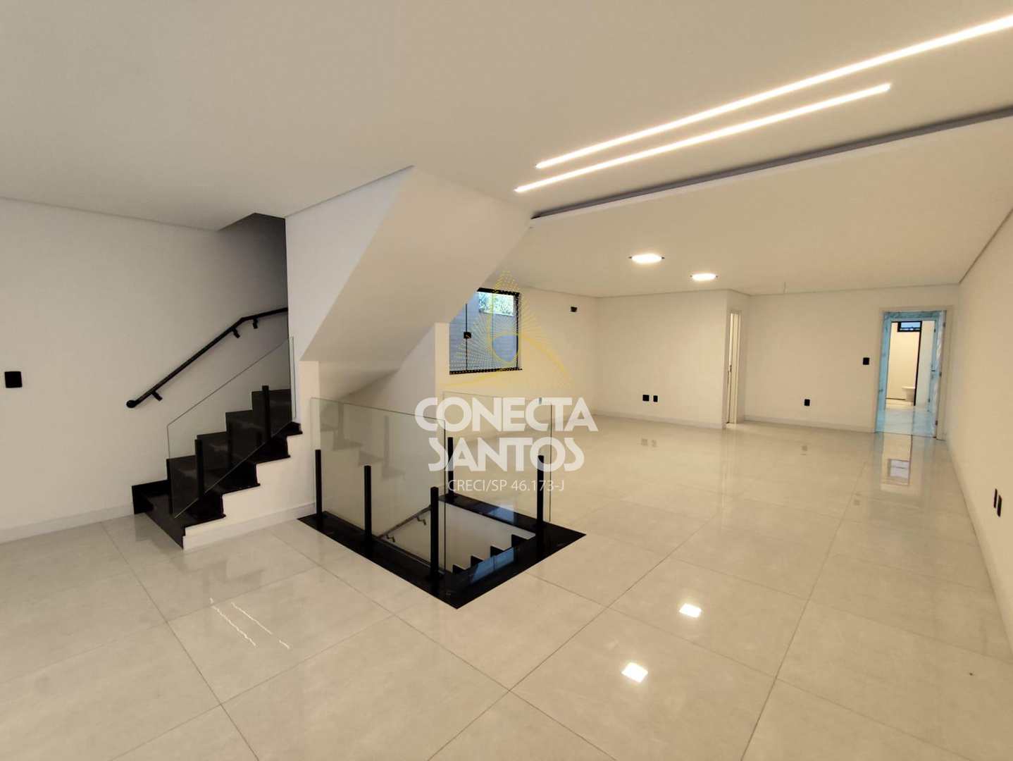 Casa à venda com 3 quartos, 280m² - Foto 6