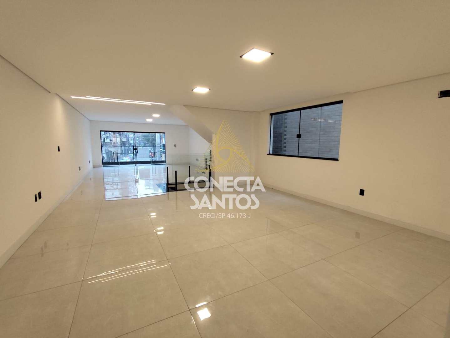 Casa à venda com 3 quartos, 280m² - Foto 7