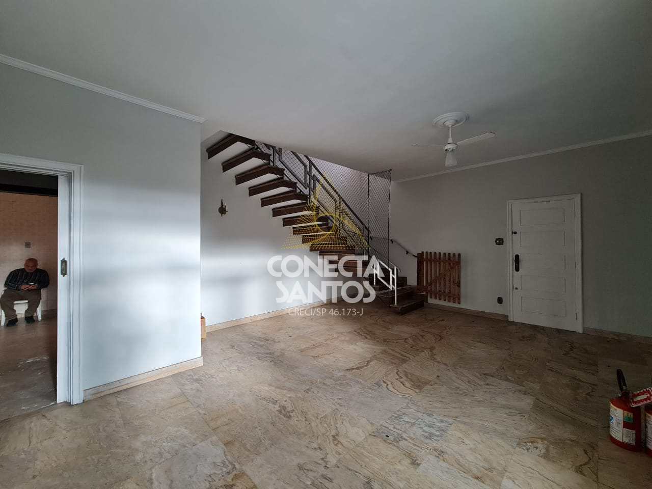 Casa para alugar com 1 quarto, 320m² - Foto 3