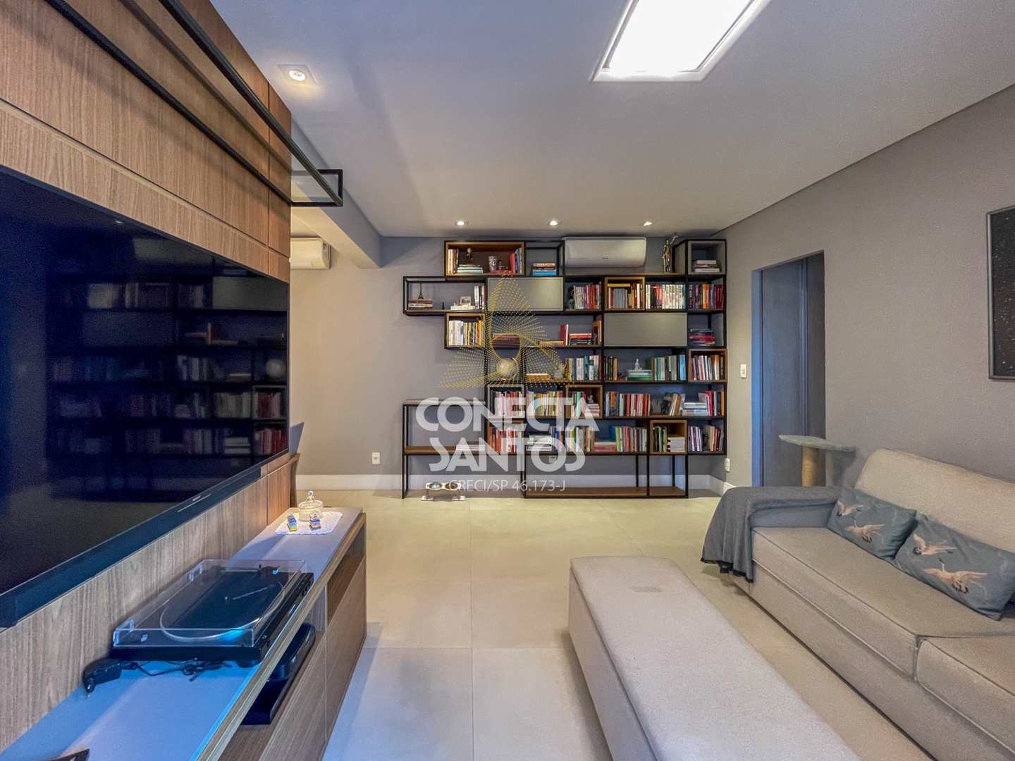 Apartamento à venda com 2 quartos, 82m² - Foto 4