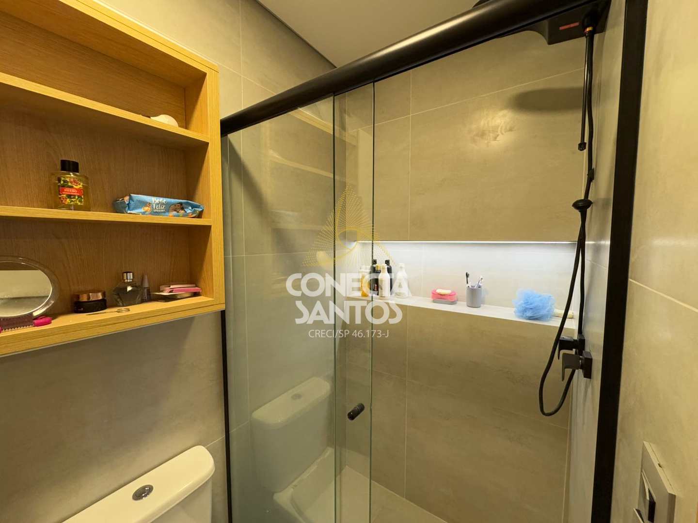 Apartamento à venda e aluguel com 2 quartos, 65m² - Foto 25